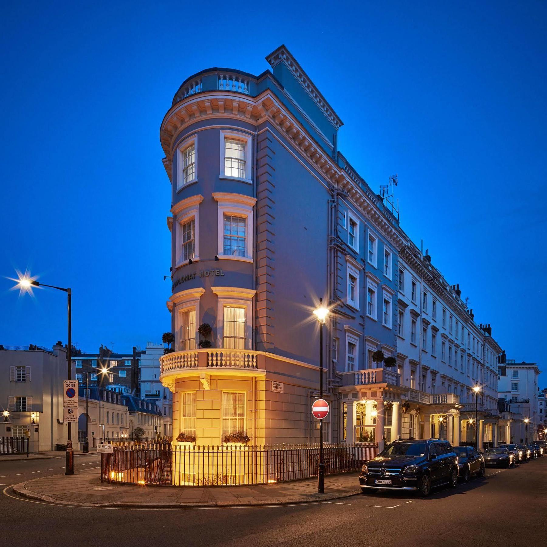 The Diplomat Hotel London Ngoại thất bức ảnh