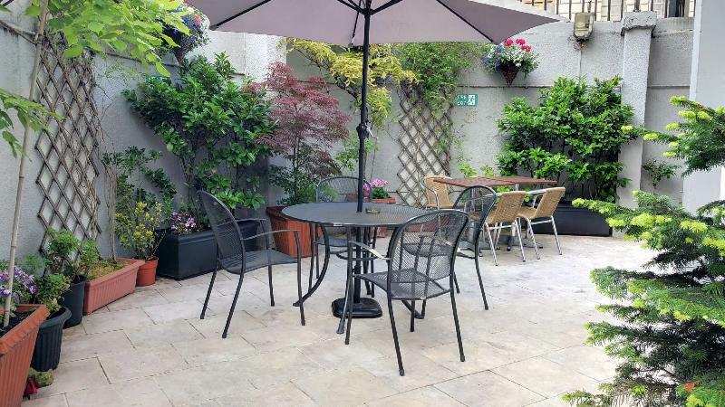 The Diplomat Hotel London Ngoại thất bức ảnh